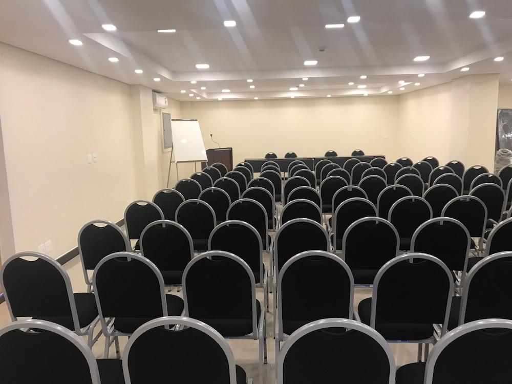 Hotel Domani Guarulhos Luaran gambar